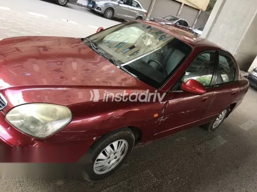 Daewoo Nubira 2001 Burgundy Used for Sale - 3