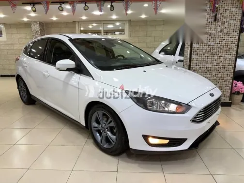 Ford Focus 2018 White Used for Sale - 3