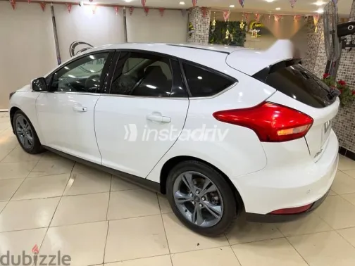 Ford Focus 2018 White Used for Sale - 5