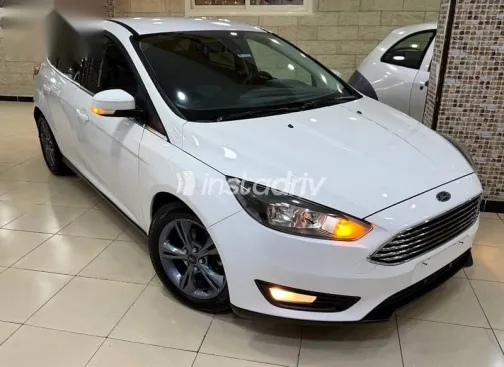 Ford Focus 2018 White Used for Sale - 9