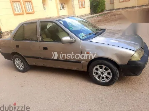 سوزوكى سويفت 1994 فضي مستعملة للبيع - 3