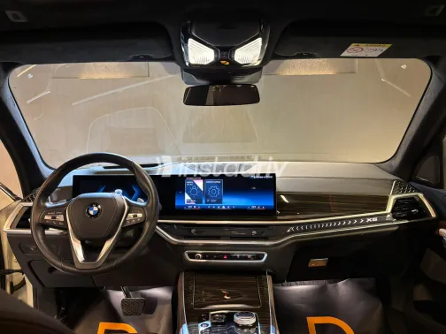 بي ام دبليو X5 2025 أبيض مستعملة للبيع - 2