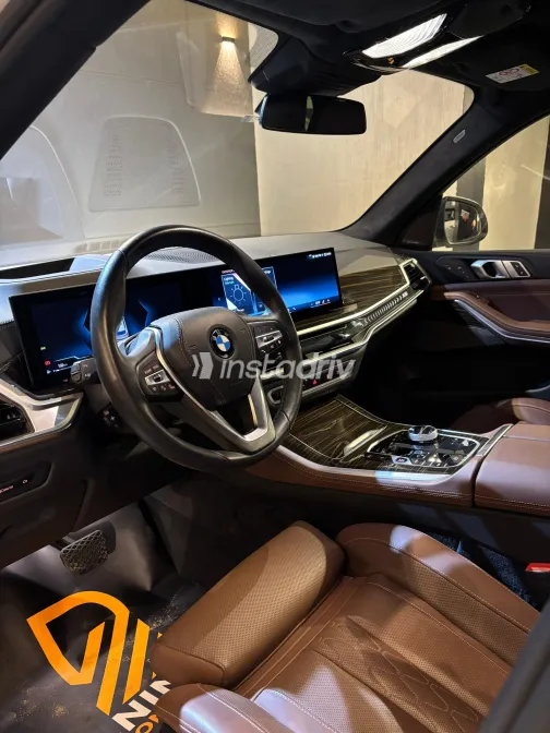 بي ام دبليو X5 2025 أبيض مستعملة للبيع - 4