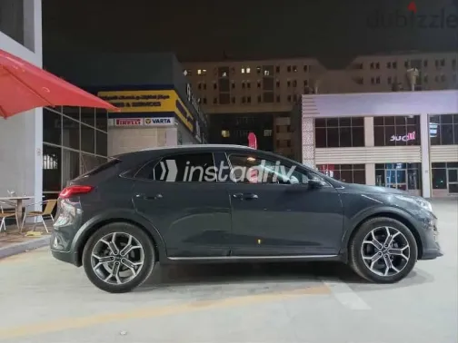 كيا اكسيد 2022 فضي مستعملة للبيع - 7