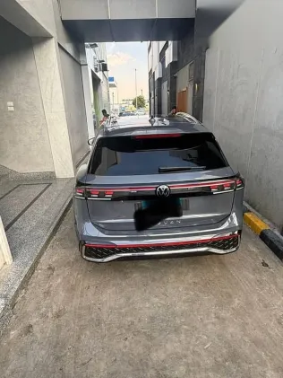 فولكس فاغن تيجون 2025 أبيض مستعملة للبيع