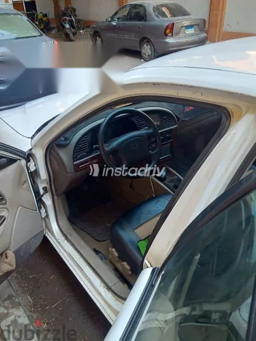 دايو نوبيرا 1999 أبيض مستعملة للبيع - 1