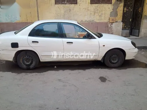 دايو نوبيرا 1999 أبيض مستعملة للبيع - 2