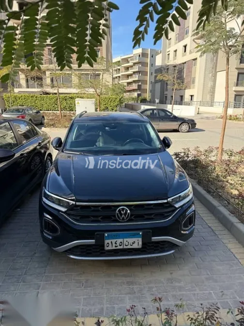 Volkswagen T-Roc 2022 Black Used for Sale - 4