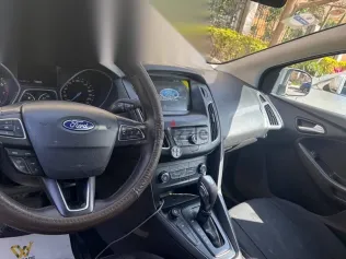 فورد فوكس 2018 أبيض مستعملة للبيع