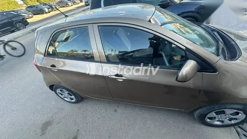 Kia Picanto 2014 Gold Used for Sale - 4