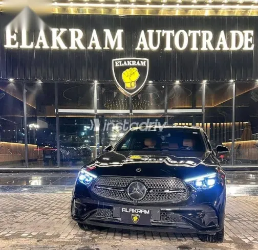 مرسيدس GLC 2025 أسود مستعملة للبيع - 1