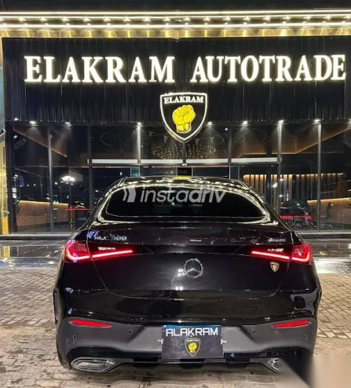 مرسيدس GLC 2025 أسود مستعملة للبيع - 2