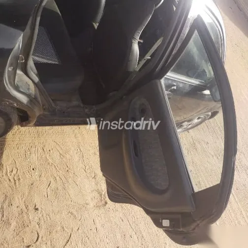 Kia Shuma 1998 Black Used for Sale - 7