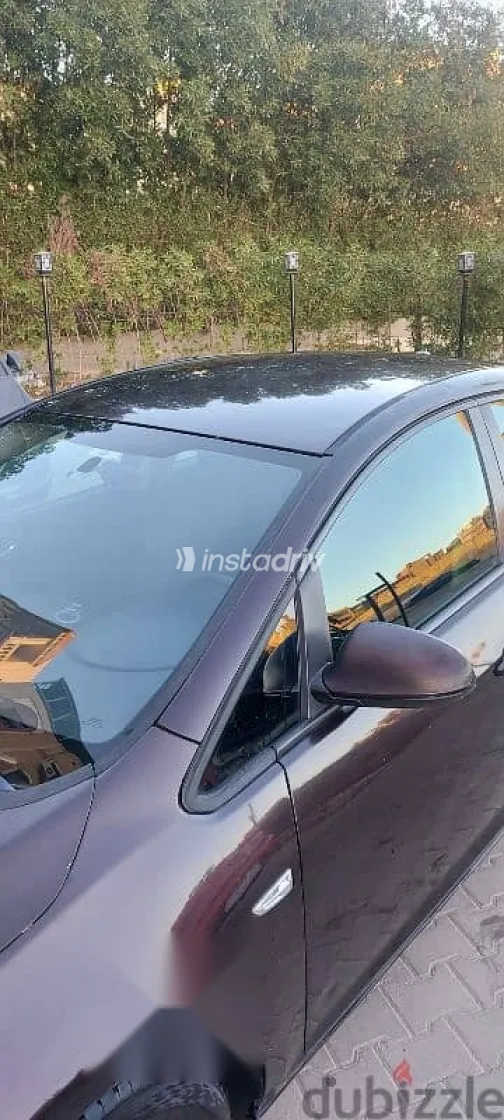 اوبل أسترا 2013 بني مستعملة للبيع - 5