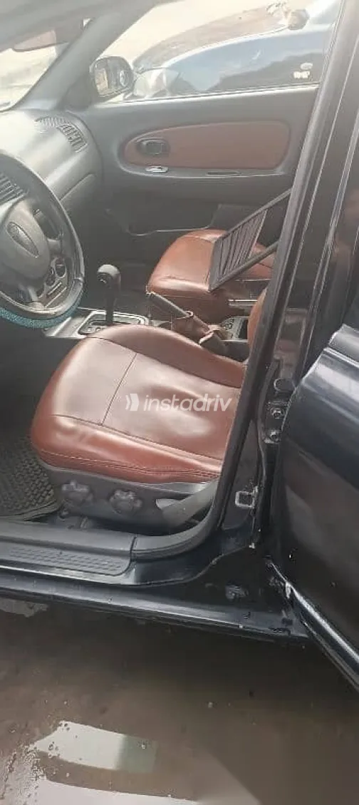 كيا سبكترا 2001 أسود مستعملة للبيع - 2