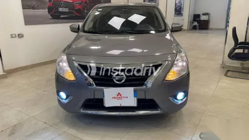 نيسان صنى 2023 رمادي مستعملة للبيع - 1