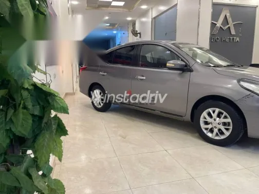 نيسان صنى 2023 رمادي مستعملة للبيع - 7