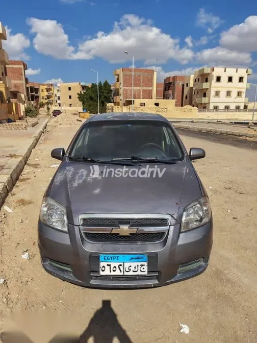 شيفروليه افيو 2014 رمادي مستعملة للبيع - 6