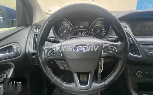 فورد فوكس 2018 أزرق غامق مستعملة للبيع - 7