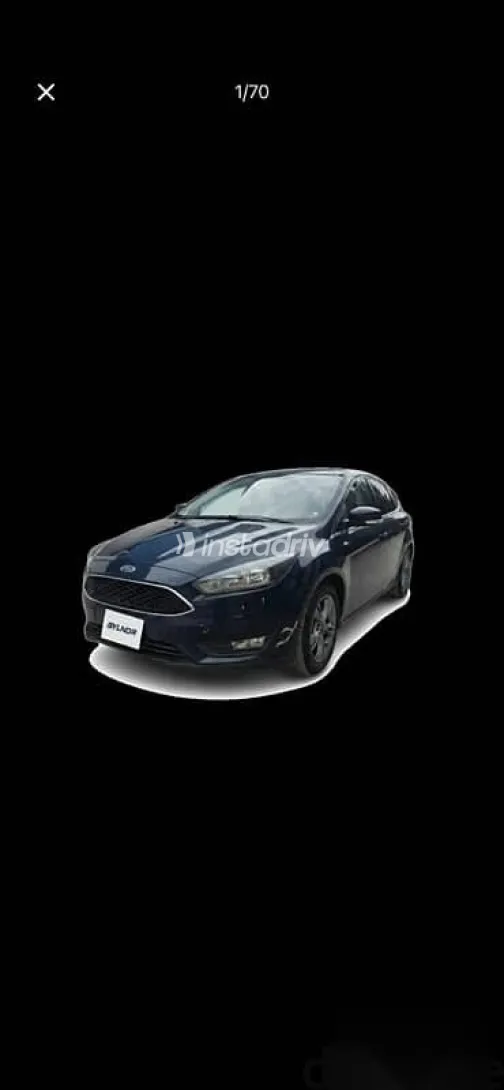 فورد فوكس 2018 أزرق غامق مستعملة للبيع - 8