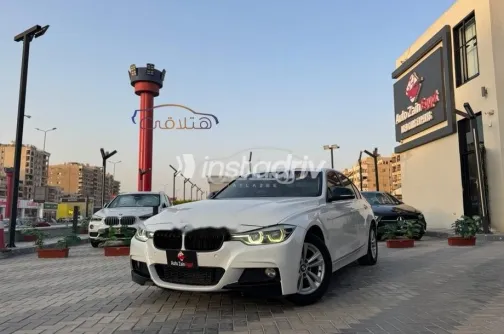بي ام دبليو 318 2018 أبيض مستعملة للبيع - 2