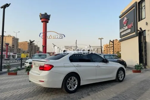 بي ام دبليو 318 2018 أبيض مستعملة للبيع - 4