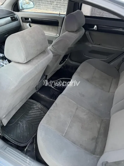 شيفروليه أوبترا 2011 سماوي مستعملة للبيع - 5