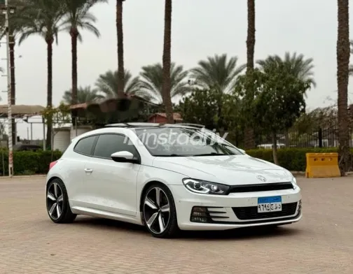 فولكس فاغن شيروكو 2016 أبيض مستعملة للبيع - 1