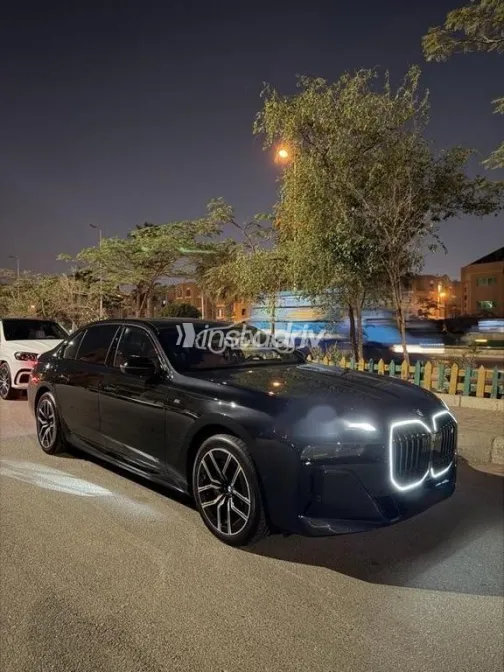 BMW I7 2024 Black Used for Sale - 1