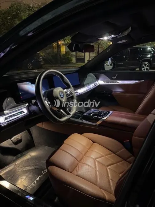BMW I7 2024 Black Used for Sale - 5
