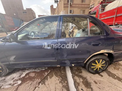 هيونداي اكسنت 2005 أزرق مستعملة للبيع - 2