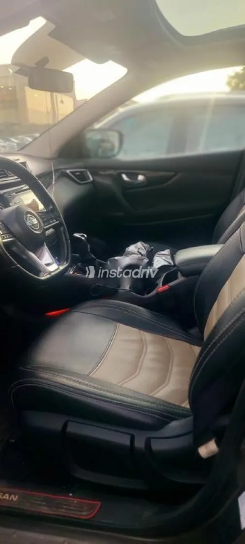 نيسان قشقاي 2018 أبيض مستعملة للبيع - 2