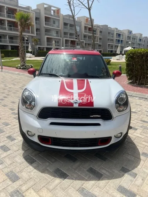 مينى كانترمان اس 2015 أبيض مستعملة للبيع - 1