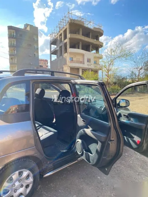 هيونداي ماتريكس 2010 رمادي مستعملة للبيع - 8