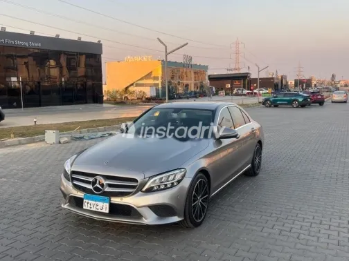 مرسيدس C 200 2019 ذهبي مستعملة للبيع - 4