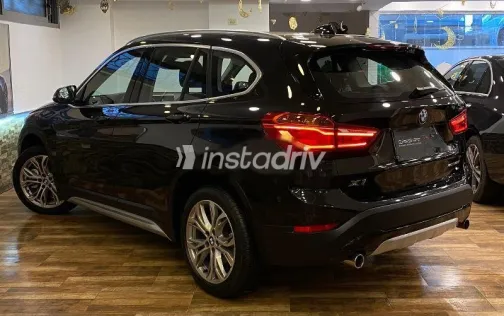 بي ام دبليو X1 2018 أسود مستعملة للبيع - 5