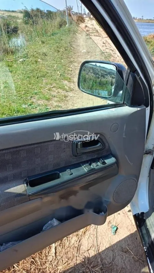 ايسوزو تروبر 2005 أبيض مستعملة للبيع - 3