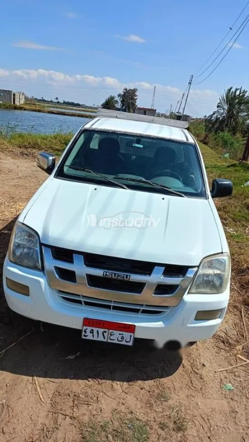 ايسوزو تروبر 2005 أبيض مستعملة للبيع - 5