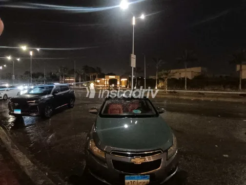 شيفروليه كروز 2010 أبيض مستعملة للبيع - 4