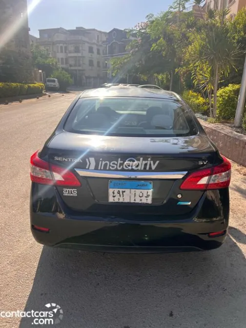 نيسان سنترا 2018 أبيض مستعملة للبيع - 5