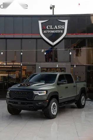 دودج رام 2026 أخضر جديدة للبيع