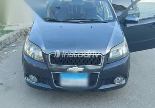 Chevrolet Aveo 2015 Gray Used for Sale - 1