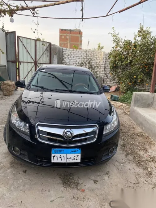 شيفروليه كروز 2011 أسود مستعملة للبيع - 3