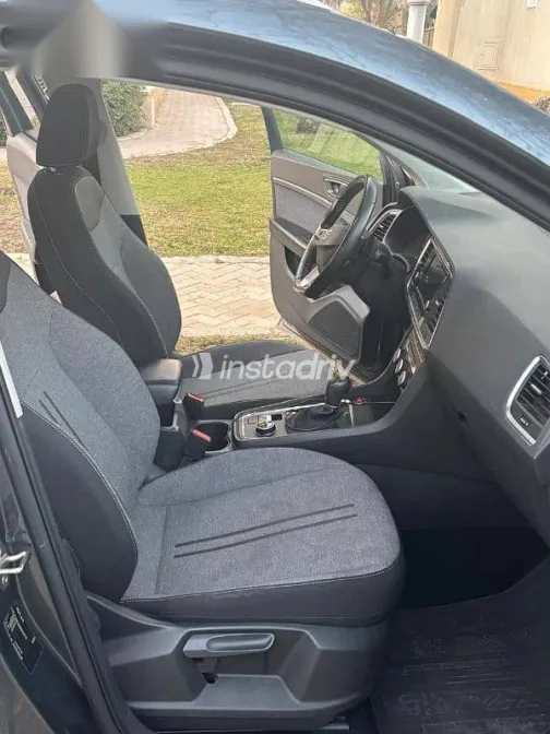 Seat Ateca 2022 Gray Used for Sale - 5