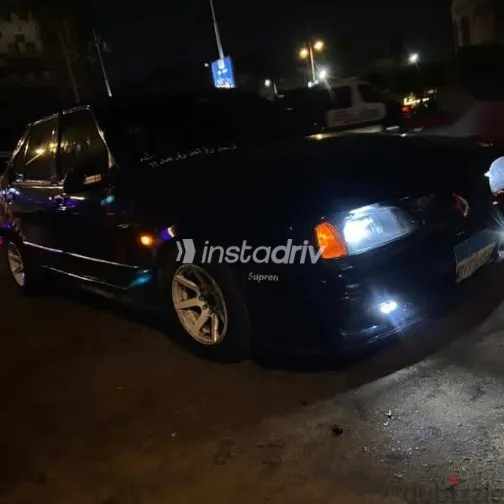 رينو 19 1999 أزرق غامق مستعملة للبيع - 6