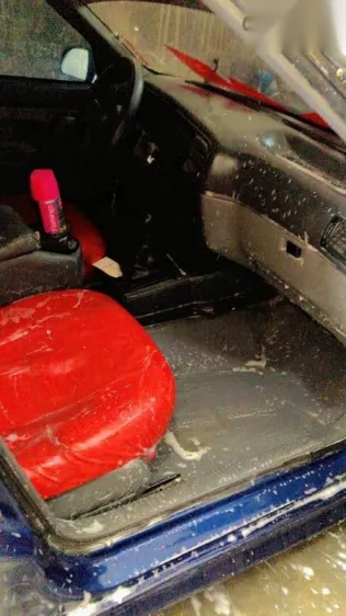 رينو 19 1999 أزرق غامق مستعملة للبيع