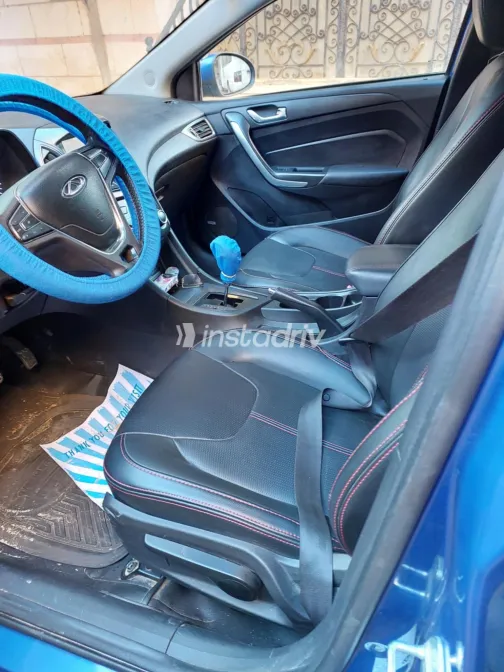 شيرى اريزو 5 2020 أبيض مستعملة للبيع - 1