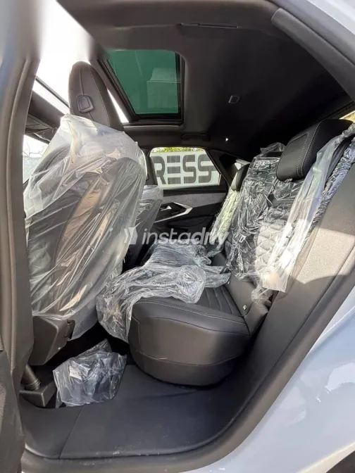 بيجو 3008 2026 أبيض جديدة للبيع - 9