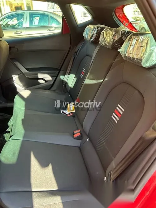 سيات ابيزا 2021 أحمر مستعملة للبيع - 6