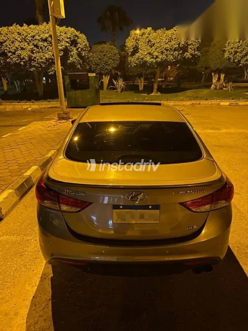 Hyundai Elantra 2013 Brown Used for Sale - 4